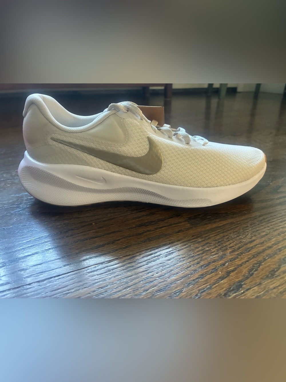 Women’s Nike Revolution Phantom/Neutral Olive. Size 8